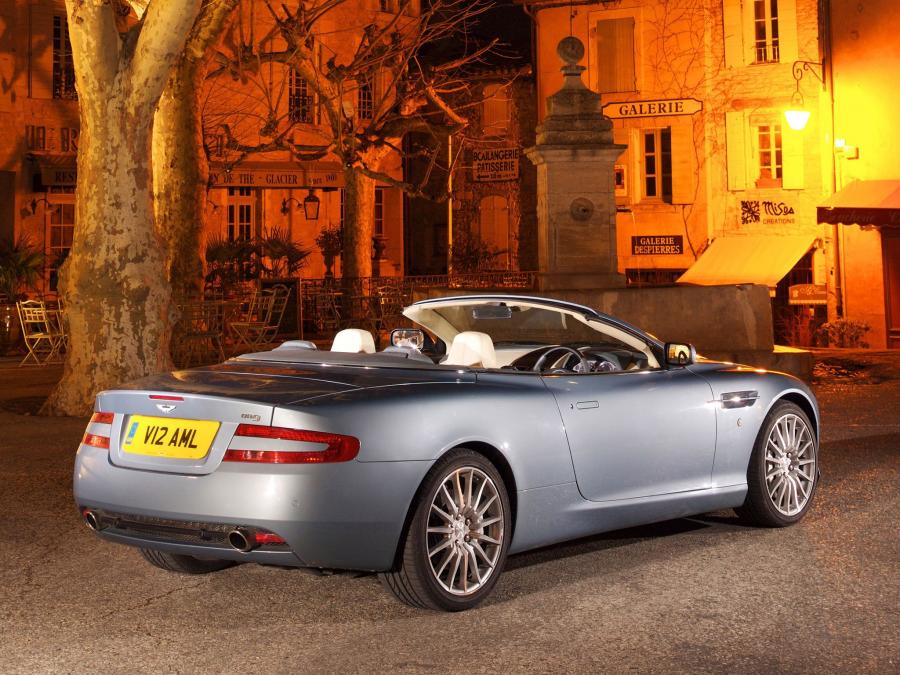  Aston Martin DB9 Volante 2004 года  (WW) (фото 18 из 23)